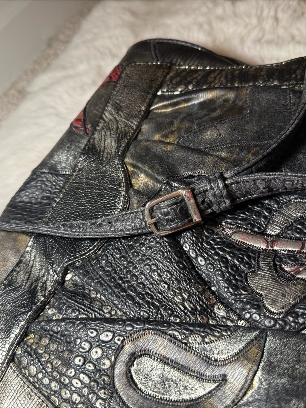 NAS Vintage Black Patchwork Leather Crossbody Bag with Red Accent(Made in Korea) - Picture 6 of 8